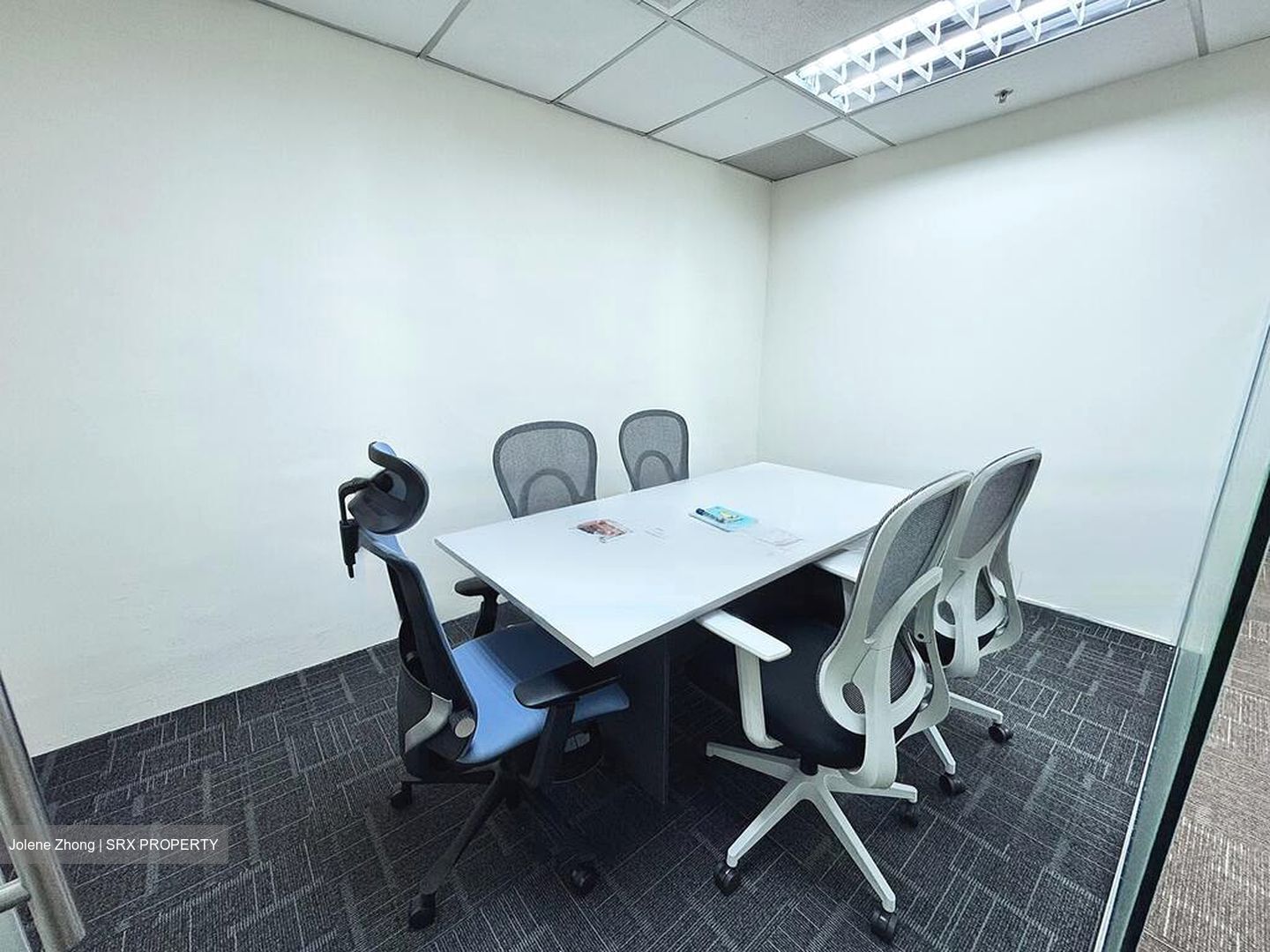 International Plaza (D2), Office #469178821